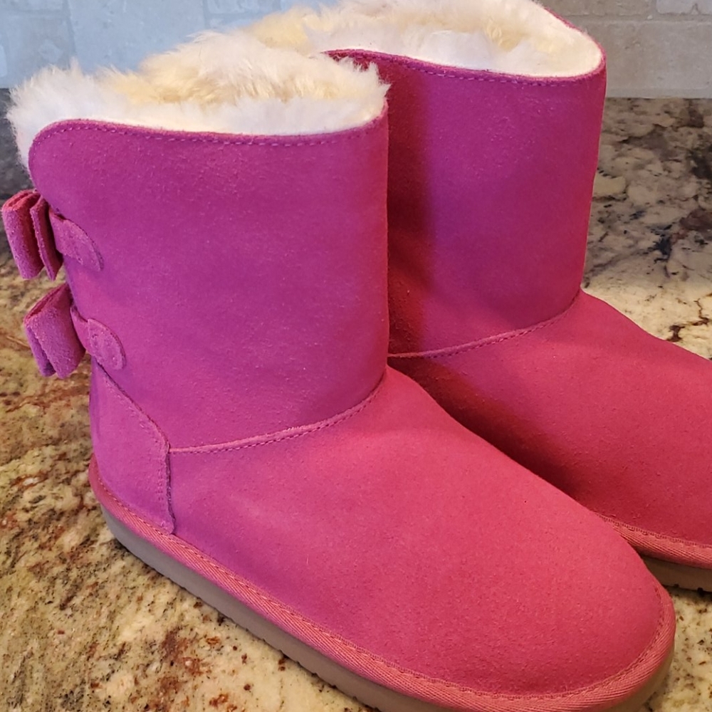Girls ugg boots